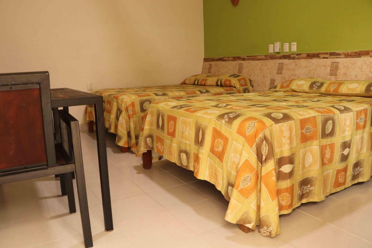 Hotel Quinta Santa Elena Palenque Eksteriør billede