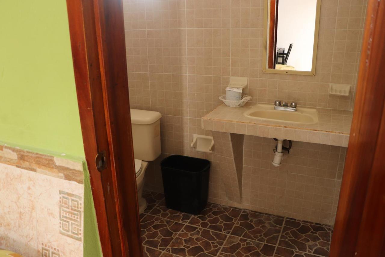 Hotel Quinta Santa Elena Palenque Eksteriør billede